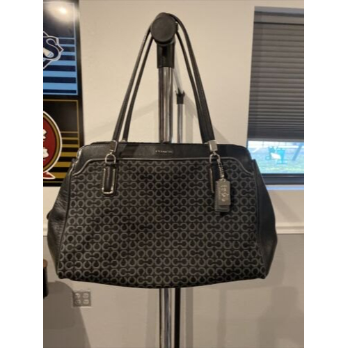 Coach Purse  Wallet Madison Kimberly With Protective Dust Bag